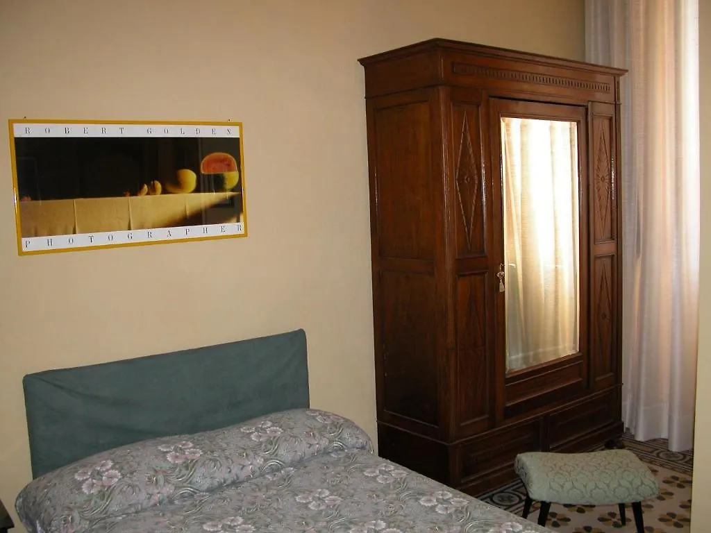 Villa Patrizia B&B Lucca Bed & Breakfast